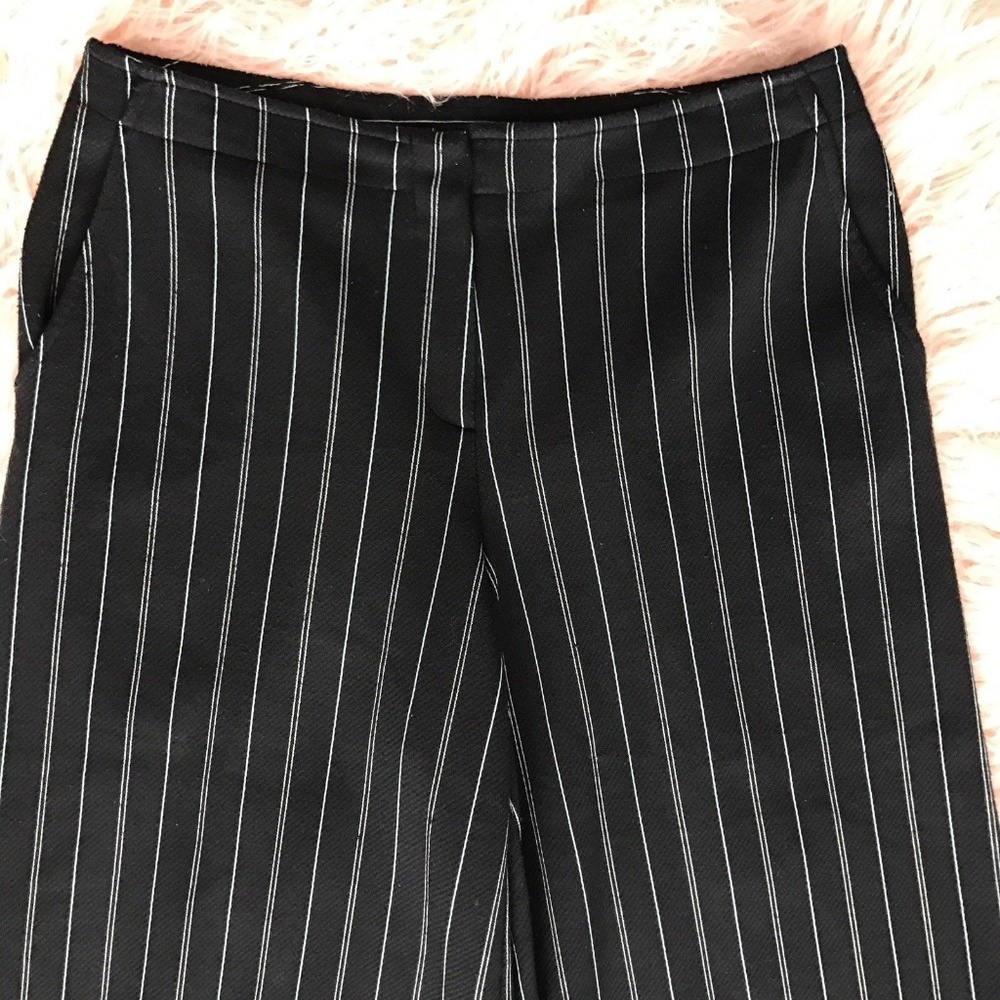 💚 4/$20 SALE! New York & Co Stripe Culotte Pant - Picture 2 of 7